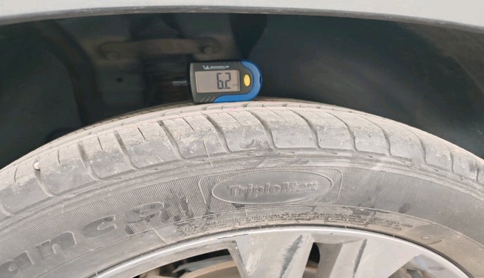 2019 KIA SELTOS HTX PLUS 1.5 DIESEL, Diesel, Manual, 1,63,051 km, tyre