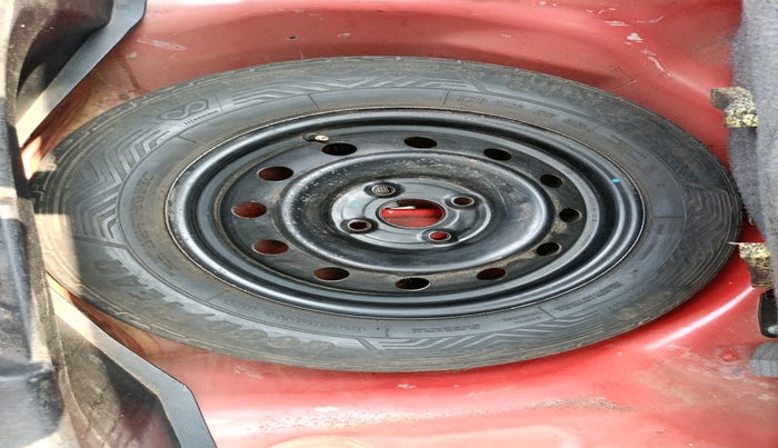 2014 Maruti Swift VDI, Diesel, Manual, 1,61,894 km, tyre