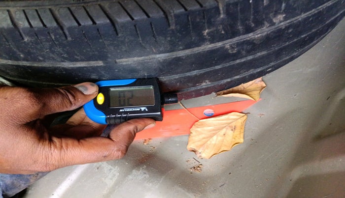 2013 Nissan Sunny XL, Petrol, Manual, 1,27,351 km, tyre