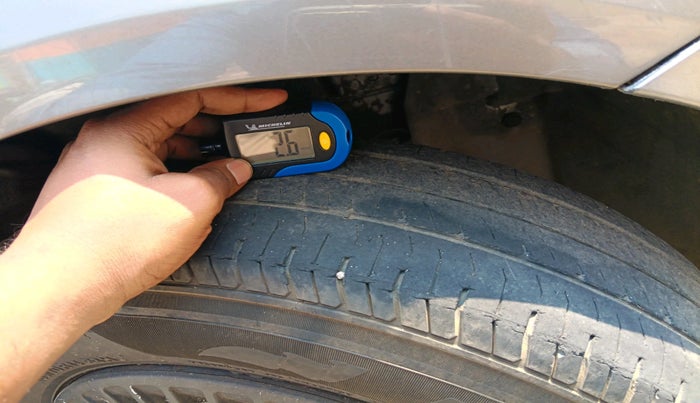 2013 Nissan Sunny XL, Petrol, Manual, 1,27,351 km, tyre