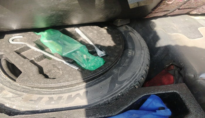 2018 Maruti Ciaz DELTA 1.5 SHVS MT PETROL, Petrol, Manual, 31,991 km, tyre