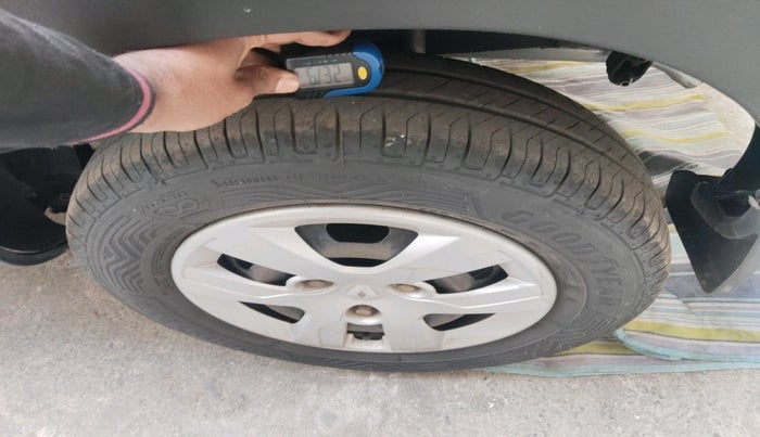 2016 Renault Kwid RXT 0.8, Petrol, Manual, 59,121 km, tyre