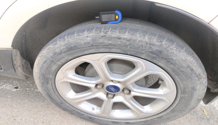 2021 Ford Ecosport TITANIUM 1.5L DIESEL, Diesel, Manual, 1,02,023 km, tyre