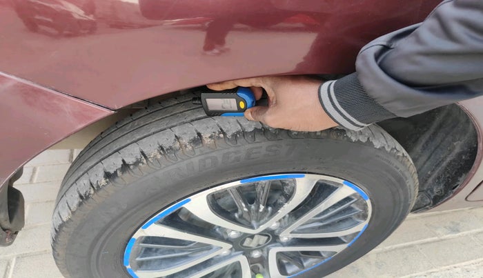 2022 Maruti Ertiga ZXI+ AT SHVS, Petrol, Automatic, 55,791 km, tyre