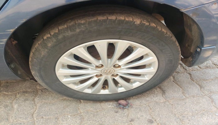 2019 Maruti Ciaz DELTA 1.5 SHVS MT PETROL, Petrol, Manual, 1,00,976 km, tyre