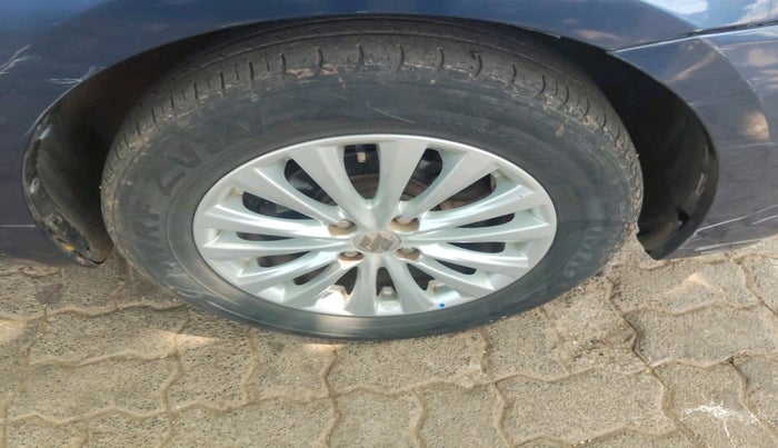 2019 Maruti Ciaz DELTA 1.5 SHVS MT PETROL, Petrol, Manual, 1,00,976 km, tyre