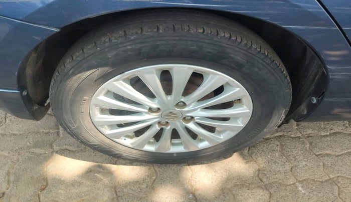 2019 Maruti Ciaz DELTA 1.5 SHVS MT PETROL, Petrol, Manual, 1,00,976 km, tyre