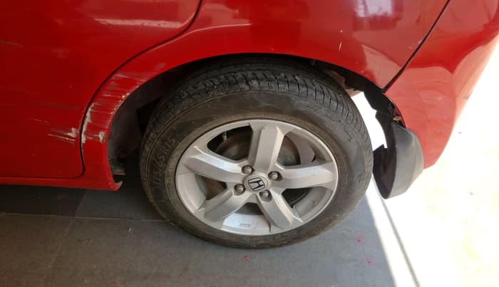 2012 Honda Jazz 1.2L I-VTEC SELECT, Petrol, Manual, 1,31,230 km, tyre