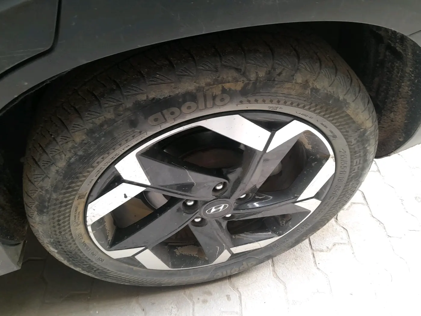 2021 Hyundai ALCAZAR 1.5 SIGNATURE (O) AT 6STR, Diesel, Automatic, 54,711 km, tyre