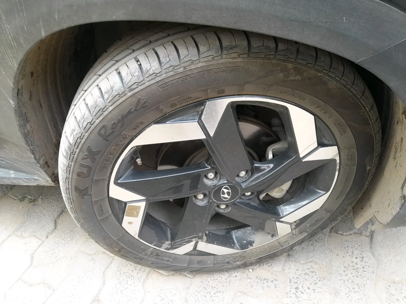 2021 Hyundai ALCAZAR 1.5 SIGNATURE (O) AT 6STR, Diesel, Automatic, 54,711 km, tyre