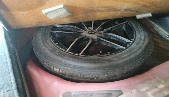 2017 Hyundai Elite i20 SPORTZ 1.2, Petrol, Manual, 67,054 km, tyre