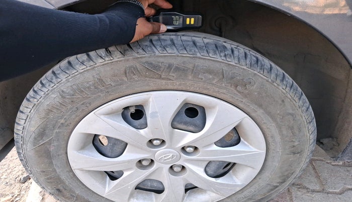 2019 Hyundai Elite i20 MAGNA PLUS 1.2, Petrol, Manual, 89,648 km, tyre