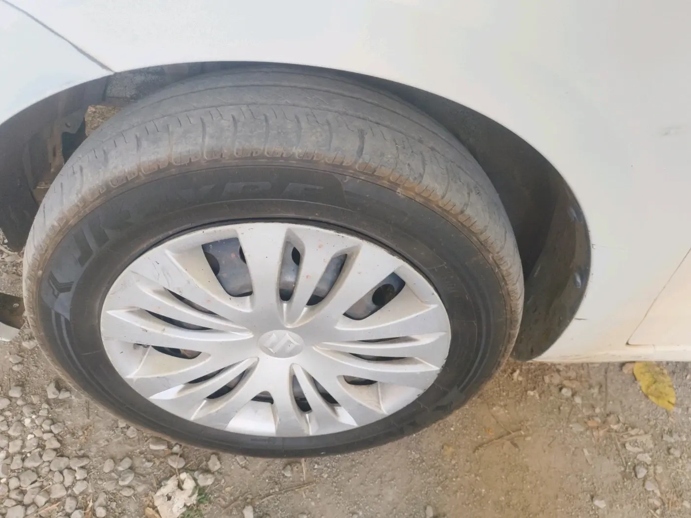 2013 Maruti Ertiga VXI CNG, CNG, Manual, 76,154 km, tyre