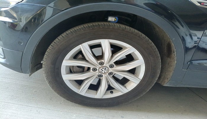 2019 Volkswagen TIGUAN ALL SPACE 2.0 TSI, Petrol, Automatic, 69,447 km, tyre