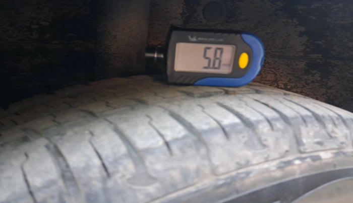 2016 Hyundai Grand i10 SPORTZ 1.2 KAPPA VTVT, Petrol, Manual, 47,267 km, tyre