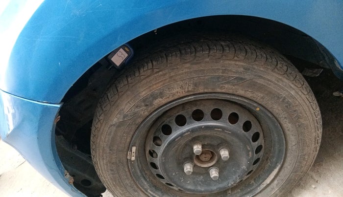 2012 Honda Brio S MT, Petrol, Manual, 88,087 km, tyre