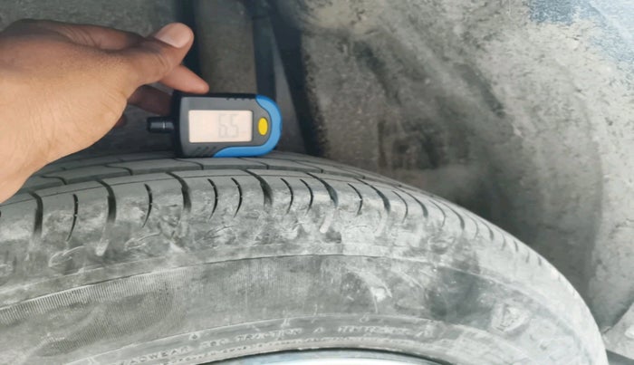 2023 Maruti BREZZA VXI, Petrol, Manual, 14,396 km, tyre