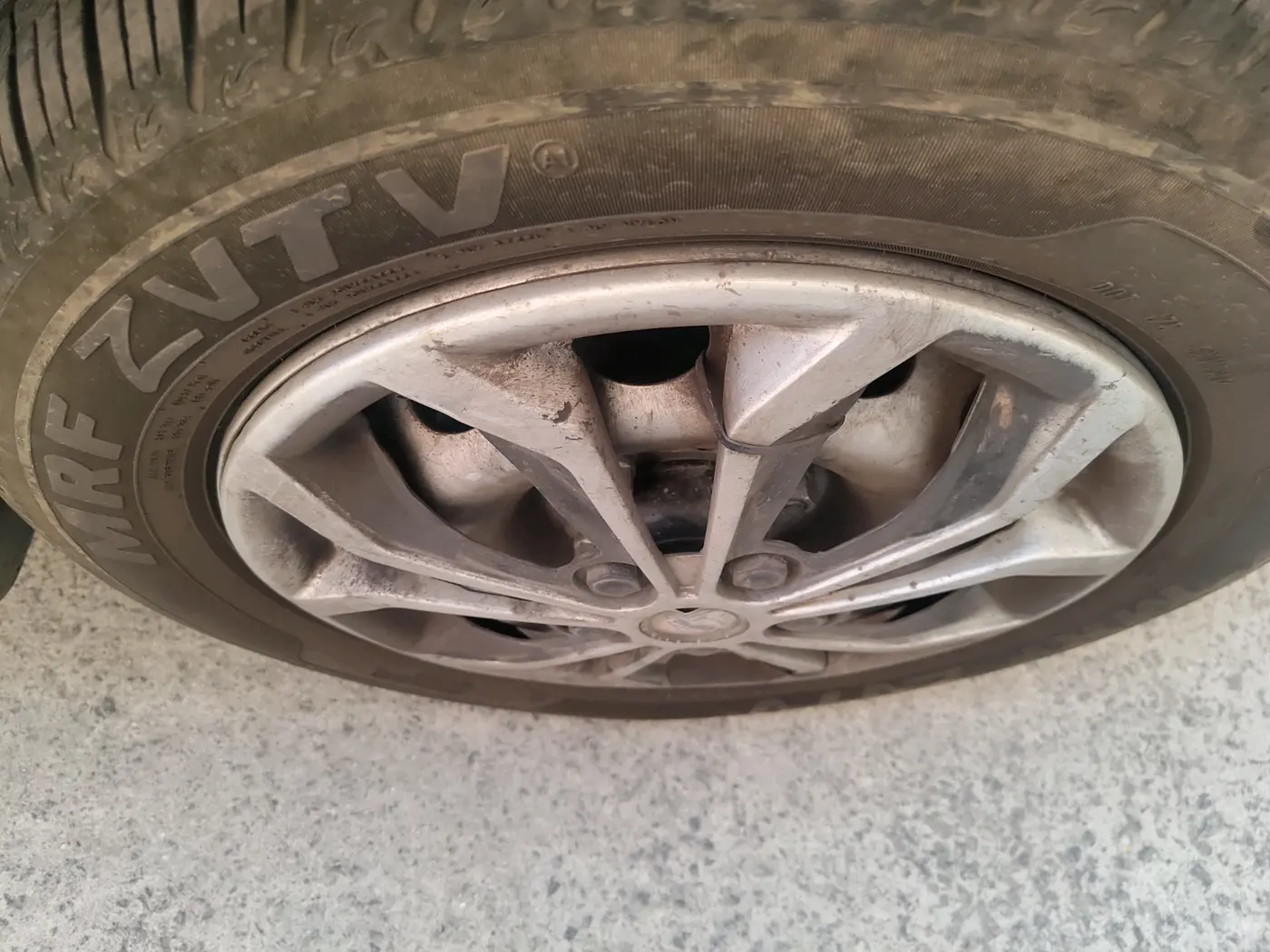 2024 Tata TIGOR XE PETROL, Petrol, Manual, 5,944 km, tyre