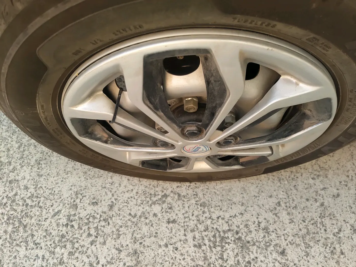 2024 Tata TIGOR XE PETROL, Petrol, Manual, 5,944 km, tyre