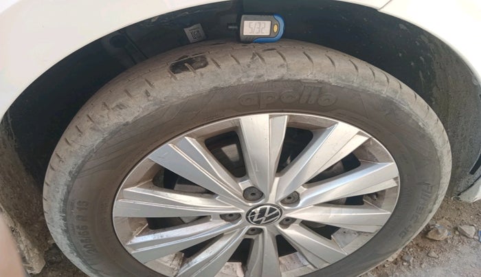 2023 Volkswagen VIRTUS HIGHLINE TSI 1.0 AT, Petrol, Automatic, 65,030 km, tyre