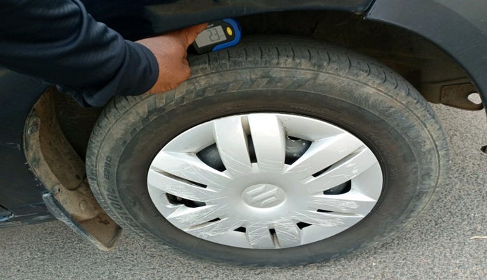 2007 Maruti Alto LXI, Petrol, Manual, 1,15,250 km, tyre