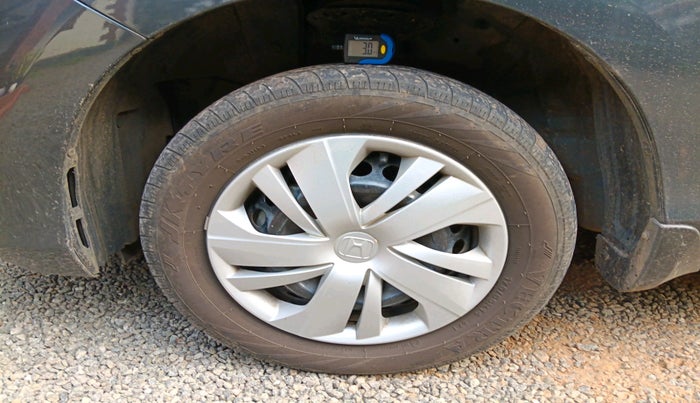 2024 Honda Amaze 1.2L I-VTEC S CVT, Petrol, Automatic, 20,935 km, tyre