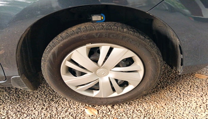 2024 Honda Amaze 1.2L I-VTEC S CVT, Petrol, Automatic, 20,935 km, tyre