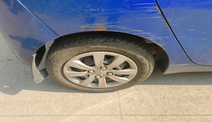 2011 Hyundai Eon MAGNA, Petrol, Manual, 20,636 km, tyre