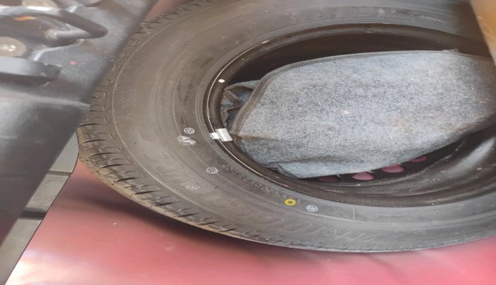 2020 Hyundai NEW I20 Asta 1.0 GDI Turbo IMT, Petrol, Manual, 38,885 km, tyre