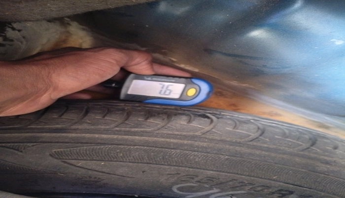 2015 Nissan Micra Active XV, Petrol, Manual, 80,767 km, tyre