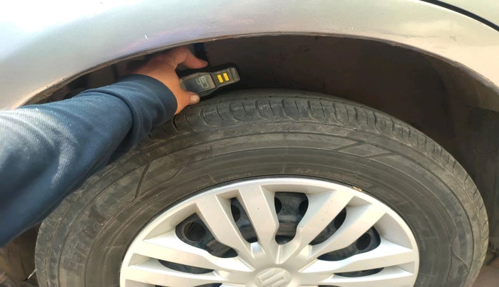 2014 Maruti Swift Dzire VXI, Petrol, Manual, 56,556 km, tyre