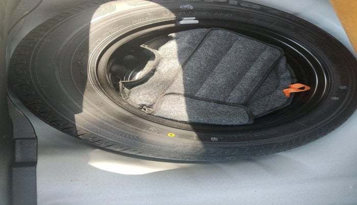 2022 Hyundai NEW I20 Sportz 1.2 IVT, Petrol, Automatic, 4,283 km, tyre