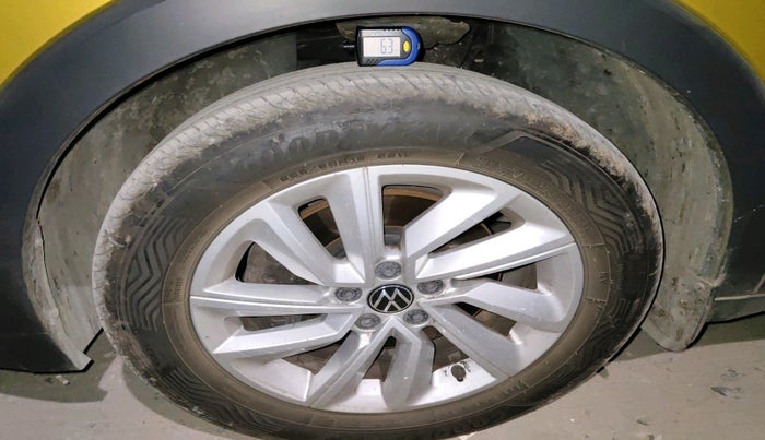 2022 Volkswagen TAIGUN GT 1.5 TSI MT, Petrol, Manual, 51,656 km, tyre