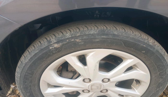 2019 Honda Amaze 1.2L I-VTEC V CVT, Petrol, Automatic, 28,052 km, tyre