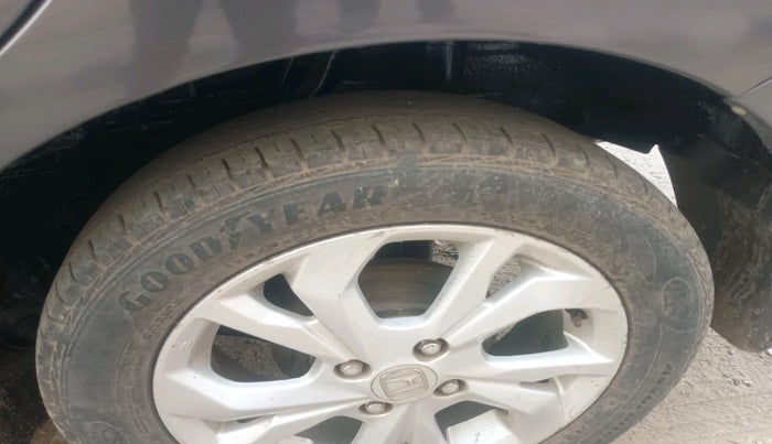 2019 Honda Amaze 1.2L I-VTEC V CVT, Petrol, Automatic, 28,052 km, tyre