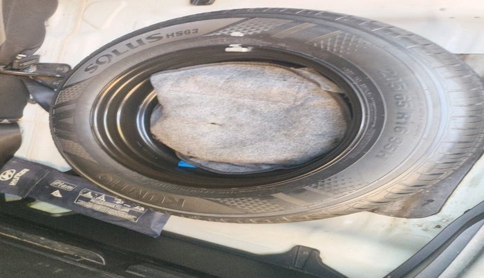 2020 Hyundai Creta SX (O) AT 1.5 DIESEL, Diesel, Automatic, 2,07,570 km, tyre