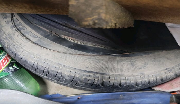 2013 Maruti Swift Dzire VDI, Diesel, Manual, 1,12,447 km, tyre