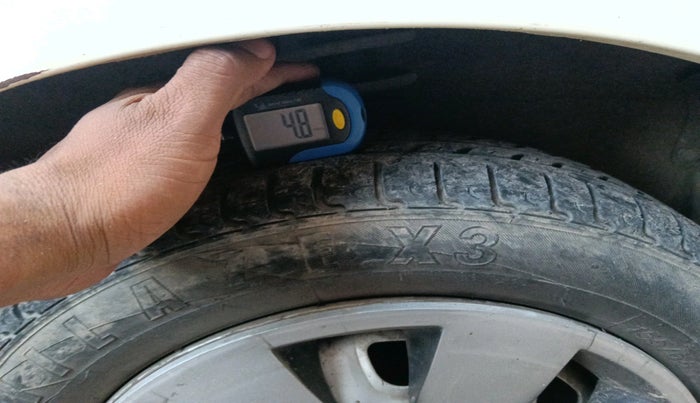 2014 Maruti Alto K10 LXI CNG, CNG, Manual, 78,765 km, tyre