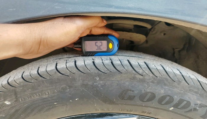 2025 KIA SYROS HTK Plus 1.0 Turbo 7DCT, Petrol, Automatic, 8,249 km, tyre