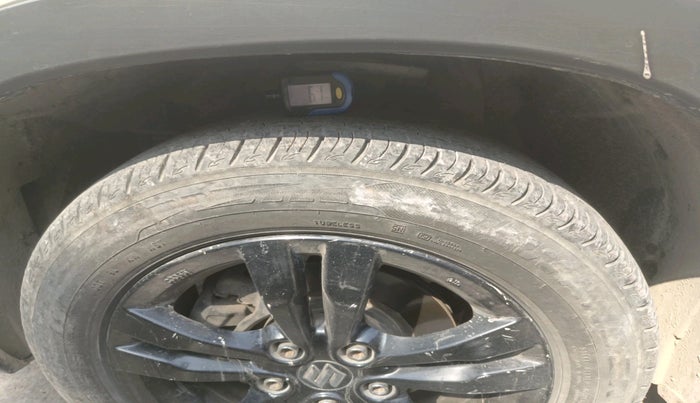 2019 Maruti Vitara Brezza VDI, Diesel, Manual, 52,727 km, tyre