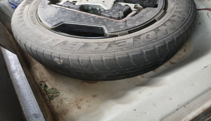 2019 Maruti Vitara Brezza VDI, Diesel, Manual, 52,727 km, tyre