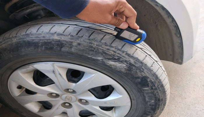 2015 Hyundai Elite i20 MAGNA 1.2, CNG, Manual, 1,12,690 km, tyre