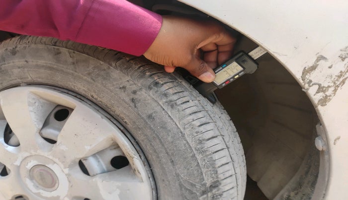 2012 Maruti Wagon R 1.0 LXI CNG, CNG, Manual, 41,882 km, tyre