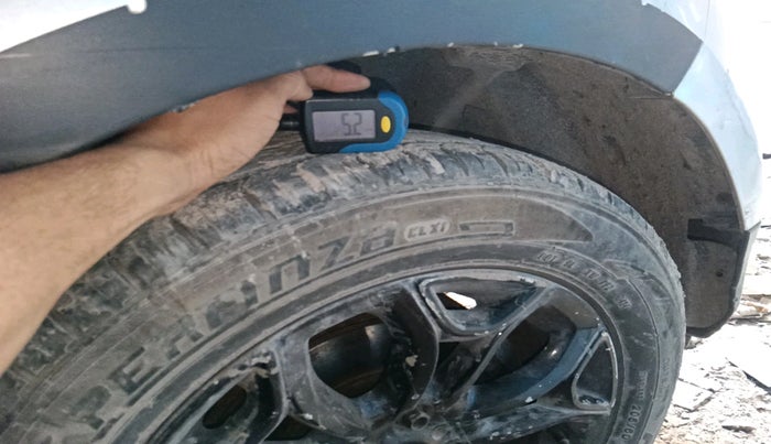 2015 Ford Ecosport TITANIUM 1.5L PETROL AT, Petrol, Automatic, 64,324 km, tyre