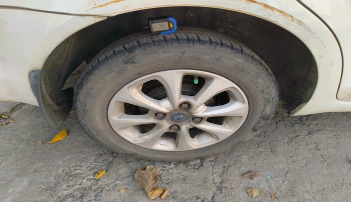 2014 Ford Classic 1.6 DURATEC TITANIUM, Petrol, Manual, 47,600 km, tyre