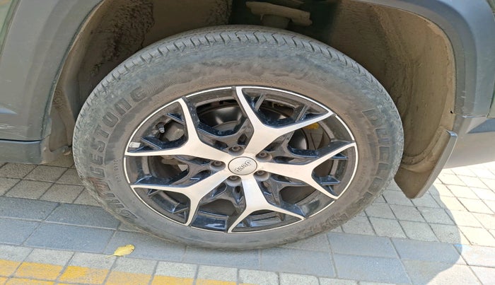 2022 Jeep MERIDIAN LIMITED (O) 4X2 AT, Diesel, Automatic, 41,151 km, tyre