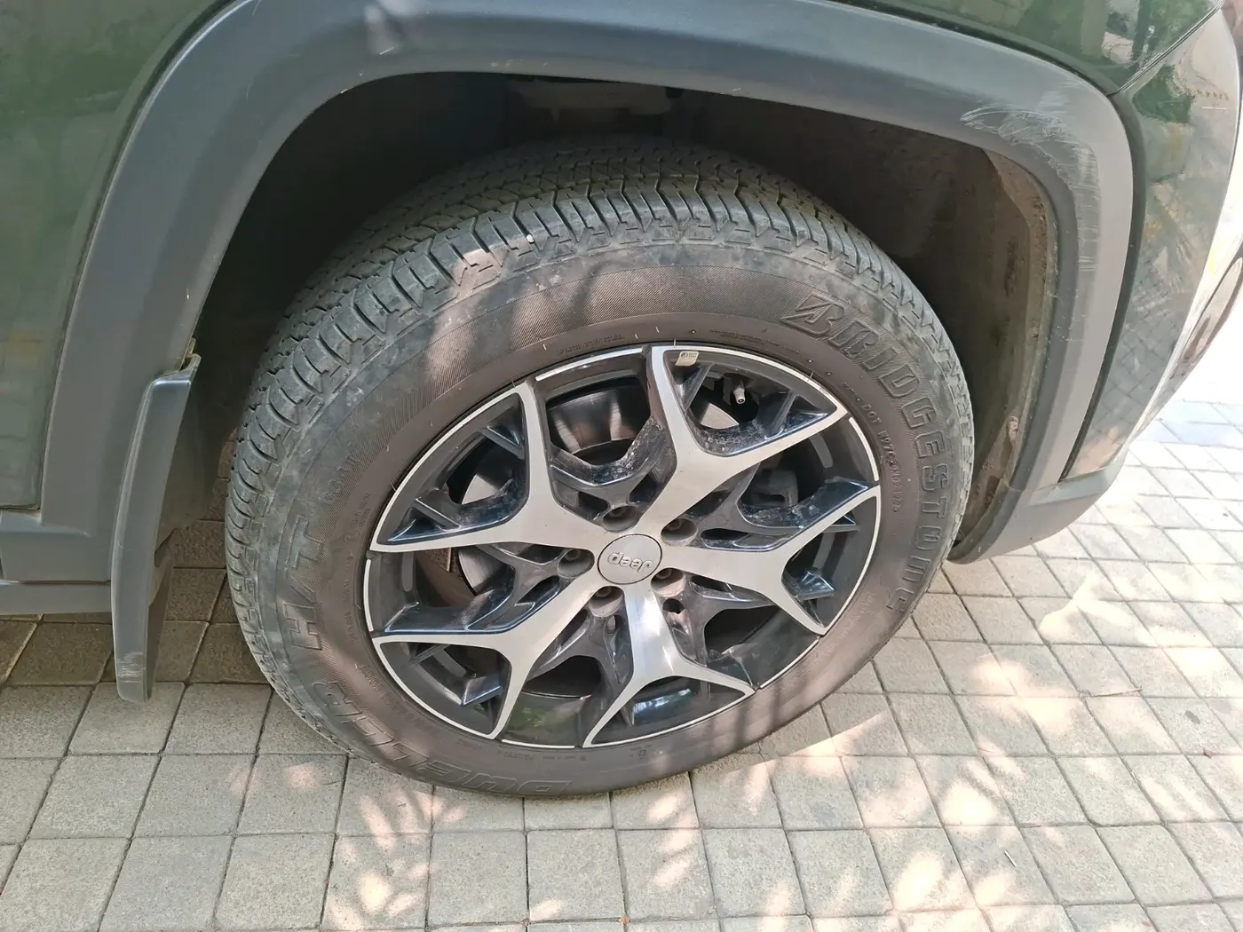 2022 Jeep MERIDIAN LIMITED (O) 4X2 AT, Diesel, Automatic, 41,151 km, tyre