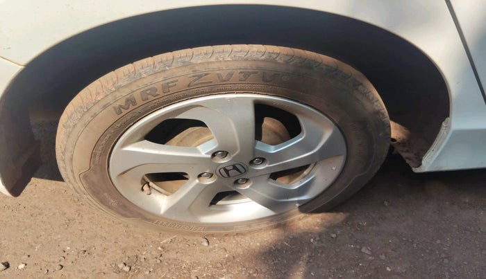 2016 Honda City 1.5L I-VTEC V MT, Petrol, Manual, 80,594 km, tyre