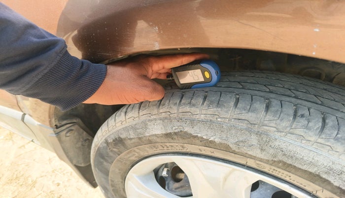 2017 Ford Ecosport AMBIENTE 1.5L DIESEL, Diesel, Manual, 1,07,995 km, tyre