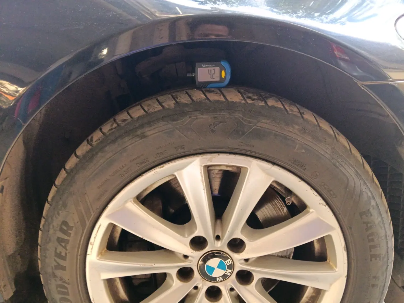 2013 BMW 5 Series 530D 3.0, Diesel, Automatic, 1,05,531 km, tyre